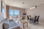 Urlaub Ferienwohnung Paradiso, No 2 - mit Pool, Meerblick und Balkon