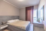 Urlaub Ferienwohnung Paradiso, No 1 - mit Pool, Meerblick und Balkon