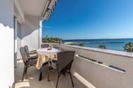 Urlaub Ferienwohnung Paradiso, No 3 - mit Pool, Meerblick und Balkon