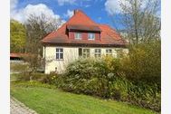 Urlaub Ferienwohnung Fewo Ahrenshagen in herrschaftlicher Villa