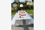 Urlaub Ferienwohnung Ferienhaus kleiner Findling