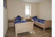 Urlaub Ferienwohnung Fewo Neeberg in ruhiger Lage mit Grill und Garten