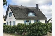 Urlaub Ferienhaus Ferienhaus Insel Rügen Ostsee Reethaus am Meer Sauna Kamin W