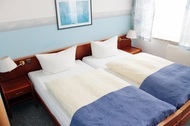 Urlaub Krakow am See Hotel garni 47223 privat